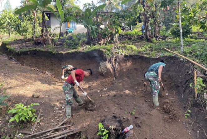 
TNI AD Bangun Jembatan Aramco di Lima Puluh Kota, Perkuat Akses dan Ekonomi Warga