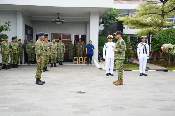 
Panglima TNI Resmi Tutup Latsitarda Nusantara ke-46, Tegaskan Pentingnya Integrasi dan Kepemimpinan Humanis