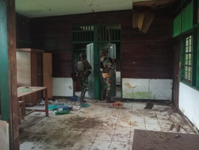 
TNI Amankan Senjata dan Munisi Usai Kontak Tembak dengan OPM di Papua Tengah