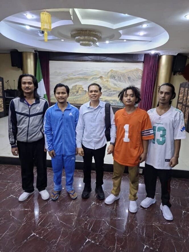 
TNI, KBRI di Abuja dan KBRI di Yaonde bersama Otoritas Terkait, Berhasil Membebaskan Empat WNI yang diculik di Perairan Gabon