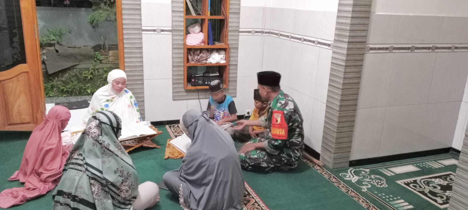 Koramil 0820-24/Tiris Melaksanakan Kegiatan Anjangsana Dan Komunikasi Sosial