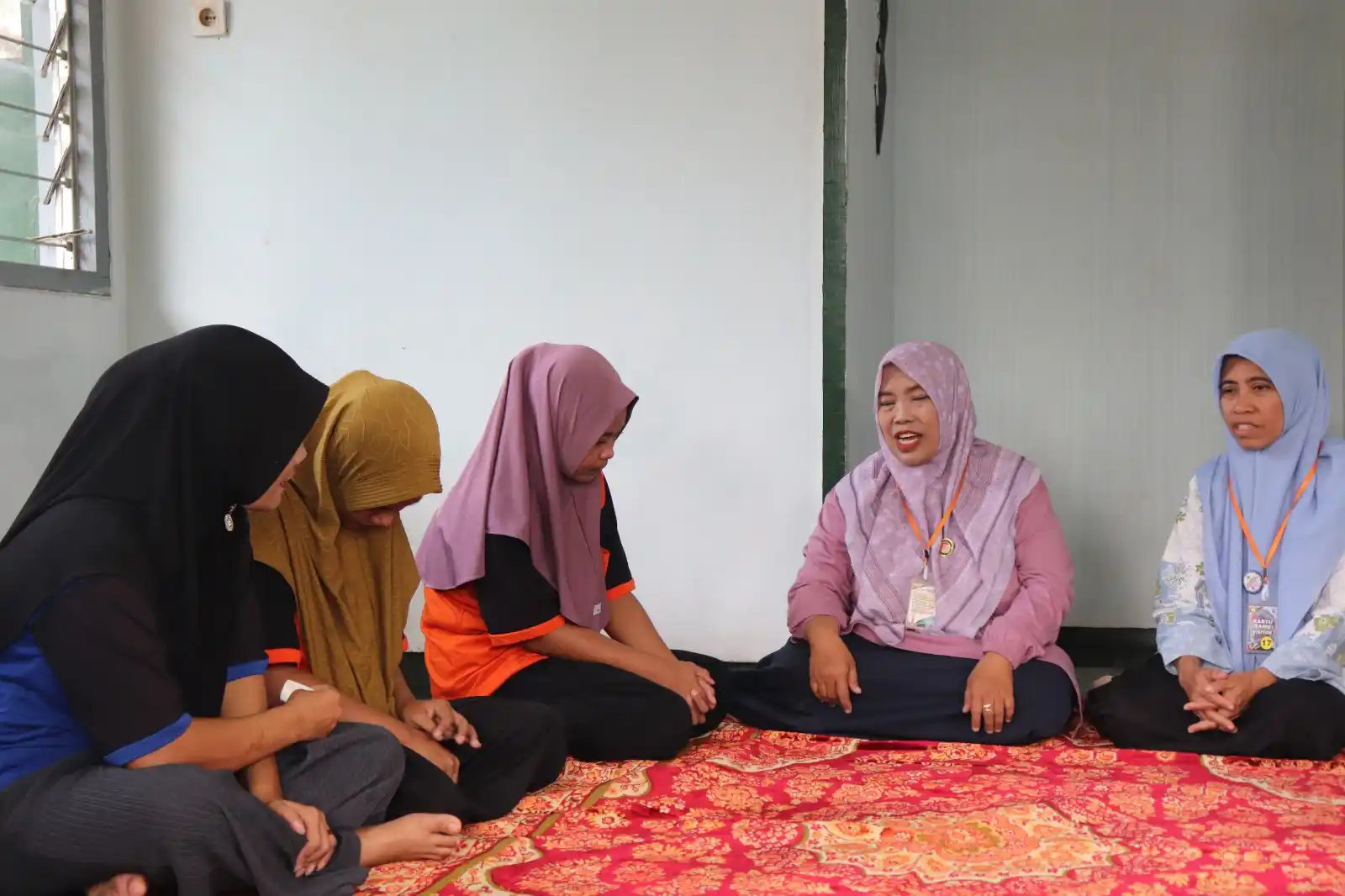 Pengajian Rutin, Warga Binaan Perempuan Rutan Kraksaan Perkuat Keimanan