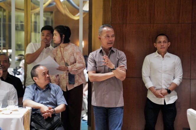 
Ketua Umum PBTI Letjen TNI Richard Tampubolon Buka Puasa Bersama Atlet Taekwondo Nasional Indonesia