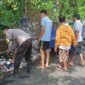 Dari Keluhan Jadi Aksi, Polisi dan Warga Kompak Bersihkan Sampah di Pohsangit Kidul Dari Keluhan Jadi Aksi, Polisi dan Warga Kompak Bersihkan Sampah di Pohsangit Kidul