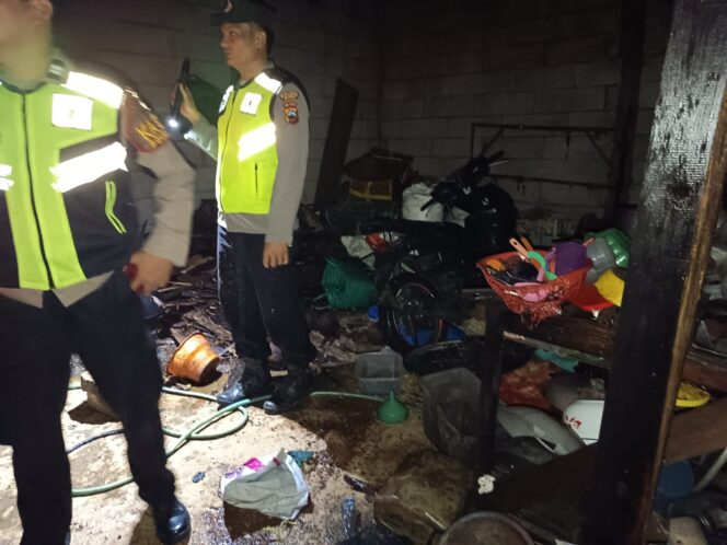 
Jeriken Pertalite Tersambar Api, Dapur Rumah di Japah Blora Terbakar, Pemilik Luka Bakar