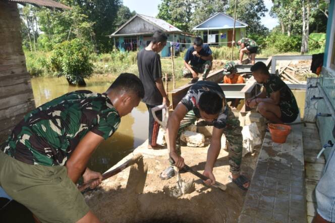 
TNI dan Warga Bahu Membahu, Jembatan Garuda Kian Mendekati Rampung