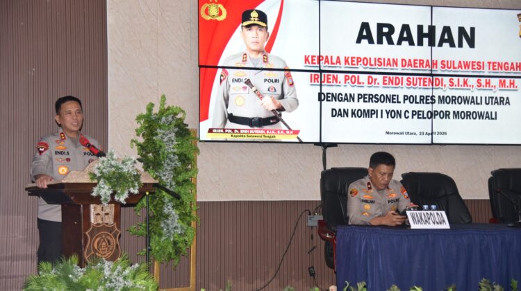 Kapolda Sulteng berikan arahan kepada Personel Polres Morowali Utara dan Kompi I Yon C Pelopor Morowali