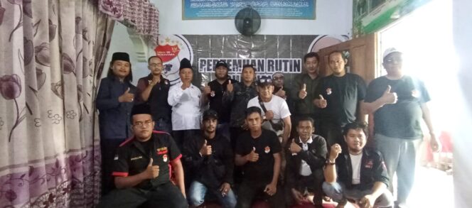 
Merasa Difitnah Disebut “Rampok” di TikTok, Warga Kalibuntu Laporkan Pemilik Akun ke Polres Probolinggo