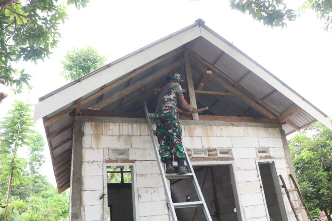 
Pembangunan RTLH di Desa Brabe Capai 50 Persen, Warga Sambut Antusias