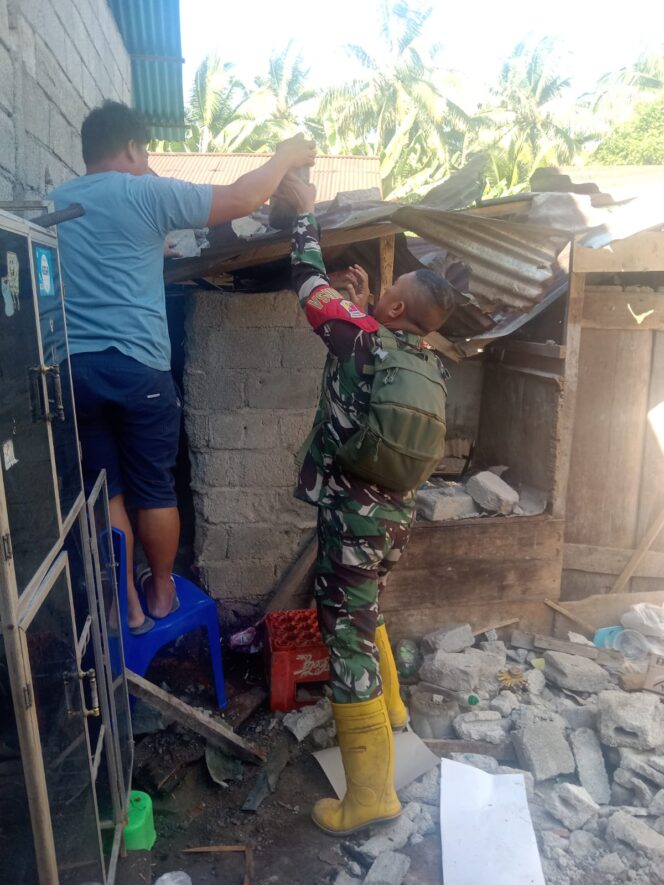 
Reaksi Cepat Prajurit TNI Tangani Dampak Gempa M 7,6 di Sulawesi Utara