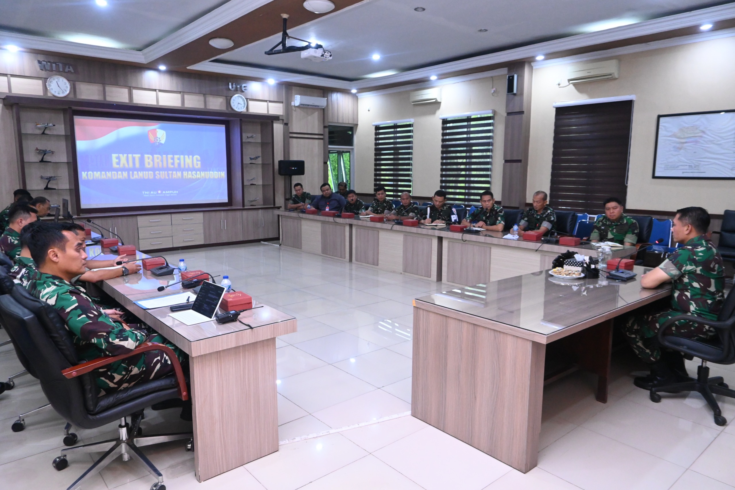 Danlanud Sultan Hasanuddin Pimpin Exit Briefing, Sampaikan Apresiasi dan Pesan Profesionalisme Danlanud Sultan Hasanuddin Pimpin Exit Briefing, Sampaikan Apresiasi dan Pesan Profesionalisme