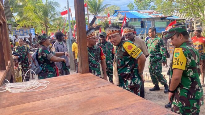 
Tim Wasev TMMD ke-128 dari PJO TMMD Tinjau Langsung Sasaran di Kampung Keakwa