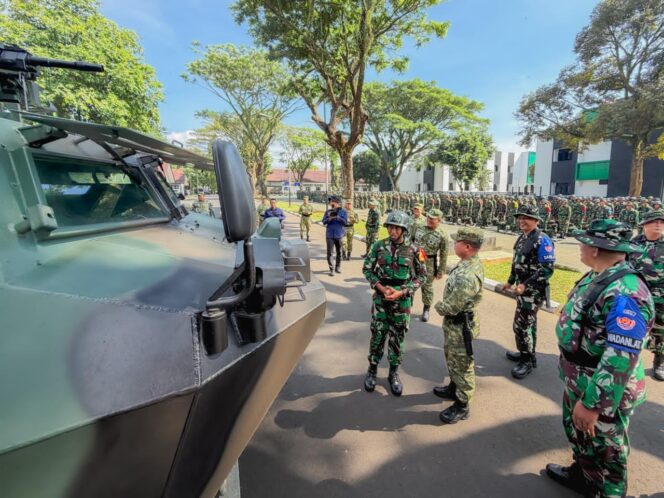 
Wakil Gubernur Akmil Pimpin Laporan Kesiapan Latihan Widya Yudha Taruna Tingkat I, II, dan III
