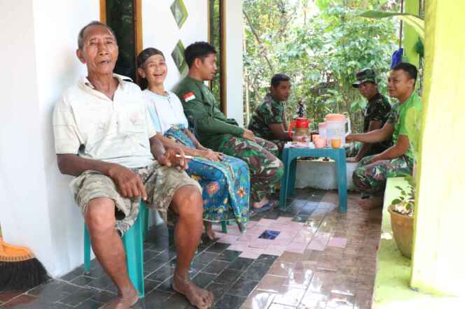 
Warga Desa Brabe Sambut Positif Kegiatan Non Fisik TMMD Ke-128