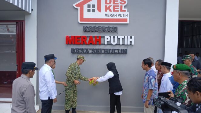 
Kodim 1008/Tabalong Launching Koperasi Desa/Kelurahan Merah Putih