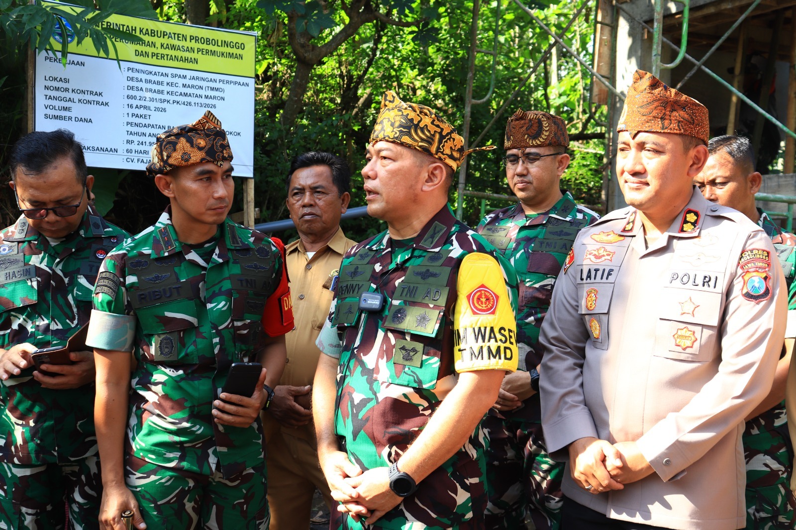 Tim Wasev Sterad TNI Melakukan Kunjungan Kerja Ke Lokasi Program TMMD Ke 128 di Desa Brabe Tim Wasev Sterad TNI Melakukan Kunjungan Kerja Ke Lokasi Program TMMD Ke 128 di Desa Brabe