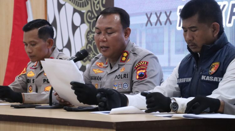 Polsek Cepu dan Resmob Polres Blora Gulung Komplotan Pengeroyok Salah Sasaran, Tersangka Sempat Acungkan Celurit Emas