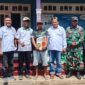 Tingkatkan Ketahanan Pangan Nasional, Koramil Wonomerto Dampingi Penyerahan Bantuan Bibit Jagung Kepada Kelompok Tani