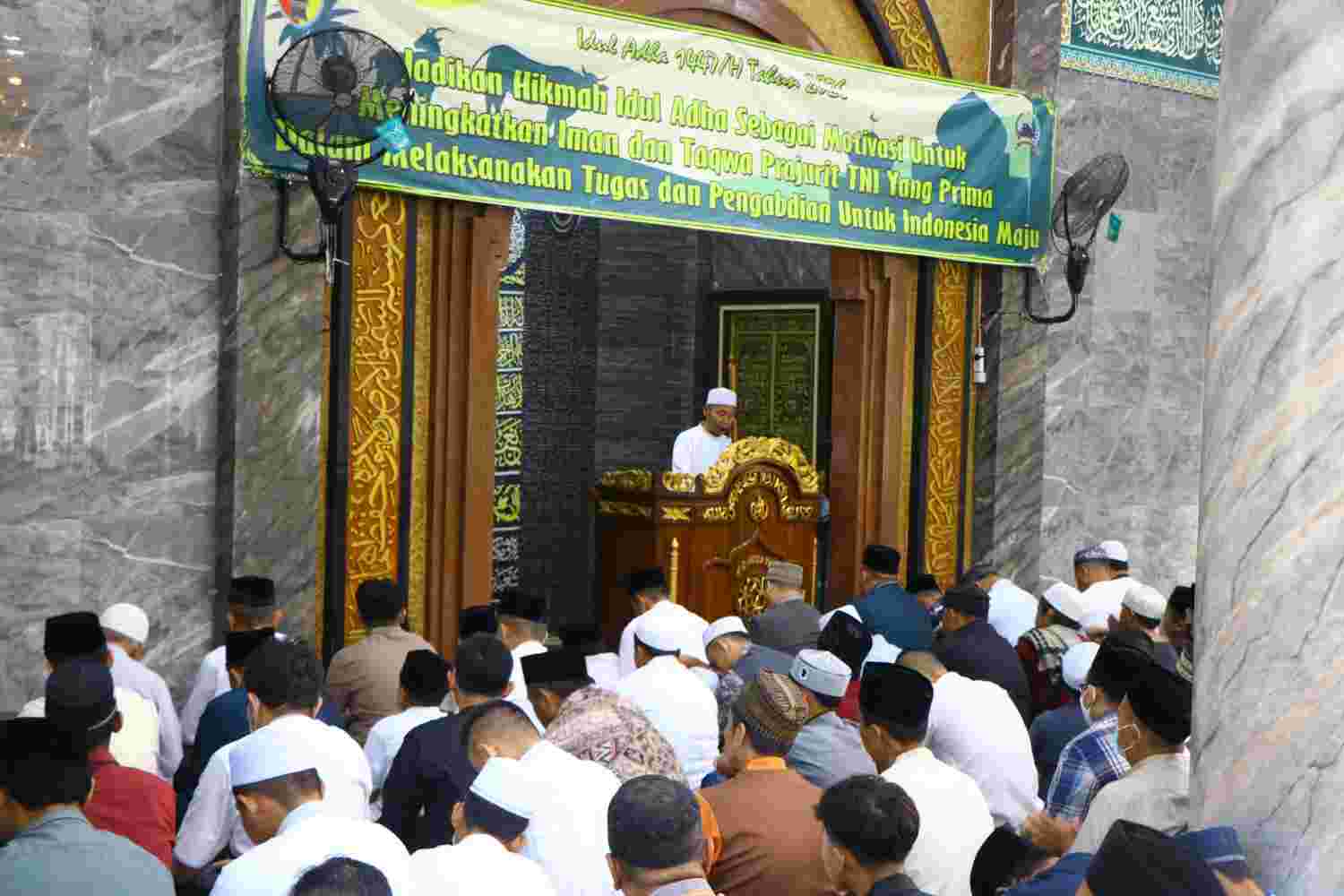 Kodim 0820 Probolinggo Gelar Sholat Idul Adha Dan Sembelih Hewan Kurban Kodim 0820 Probolinggo Gelar Sholat Idul Adha Dan Sembelih Hewan Kurban