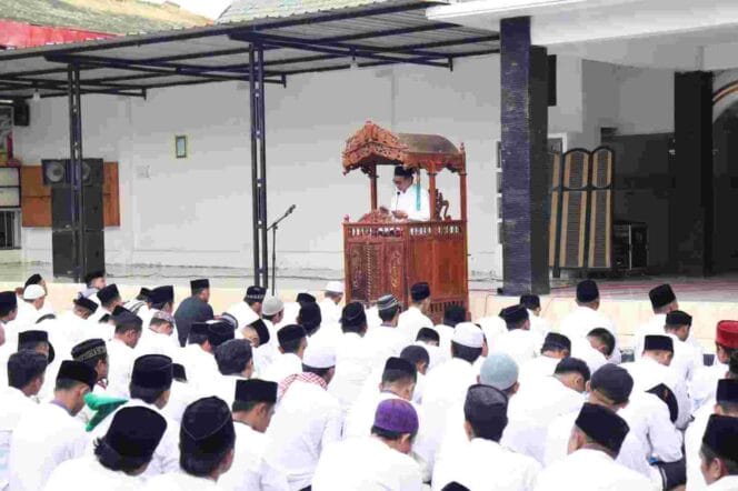 
Sholat Idul Adha 1447 Hijriyah di Rutan Kraksaan Berlangsung Khidmat dan Penuh Kebersamaan