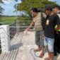 Pasang Pagar di Lantai Dua, Tukang Bangunan di Blora Tersengat Kabel Tegangan Tinggi dan Terpental