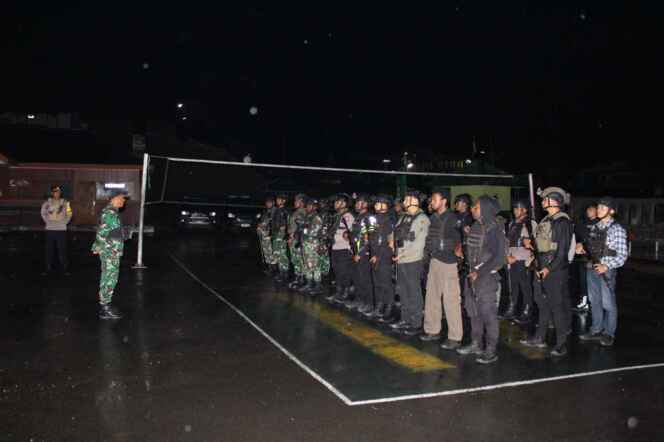
Sinergitas TNI–Polri Perketat Patroli Gabungan, Jaga Keamanan Serta Cegah Kriminalitas Dan Tegaskan Ketertiban di Kota Puncak Jaya