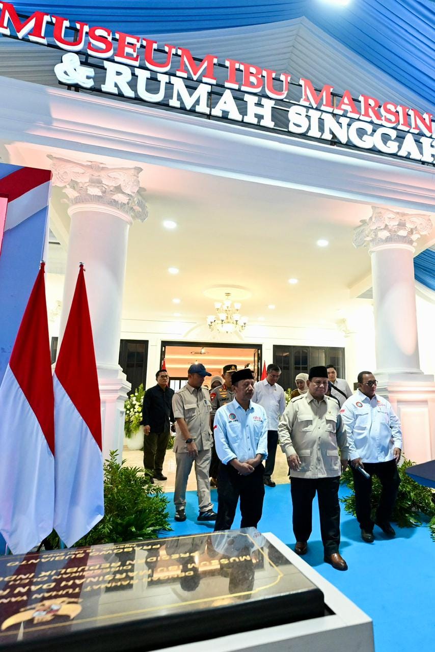 Panglima TNI Dampingi Presiden Prabowo Resmikan Museum Ibu Marsinah di Nganjuk Panglima TNI Dampingi Presiden Prabowo Resmikan Museum Ibu Marsinah di Nganjuk