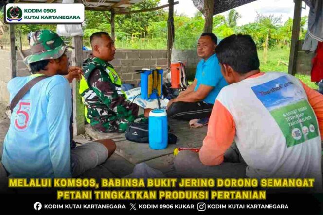 
Melalui Komsos, Babinsa Bukit Jering Dorong Semangat Petani Tingkatkan Produksi Pertanian