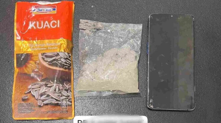 DITRESNARKOBA POLDA KEPRI UNGKAP PEREDARAN SABU DI BATAM, DUA TERSANGKA DAN 233,85 GRAM SABU DIAMANKAN
