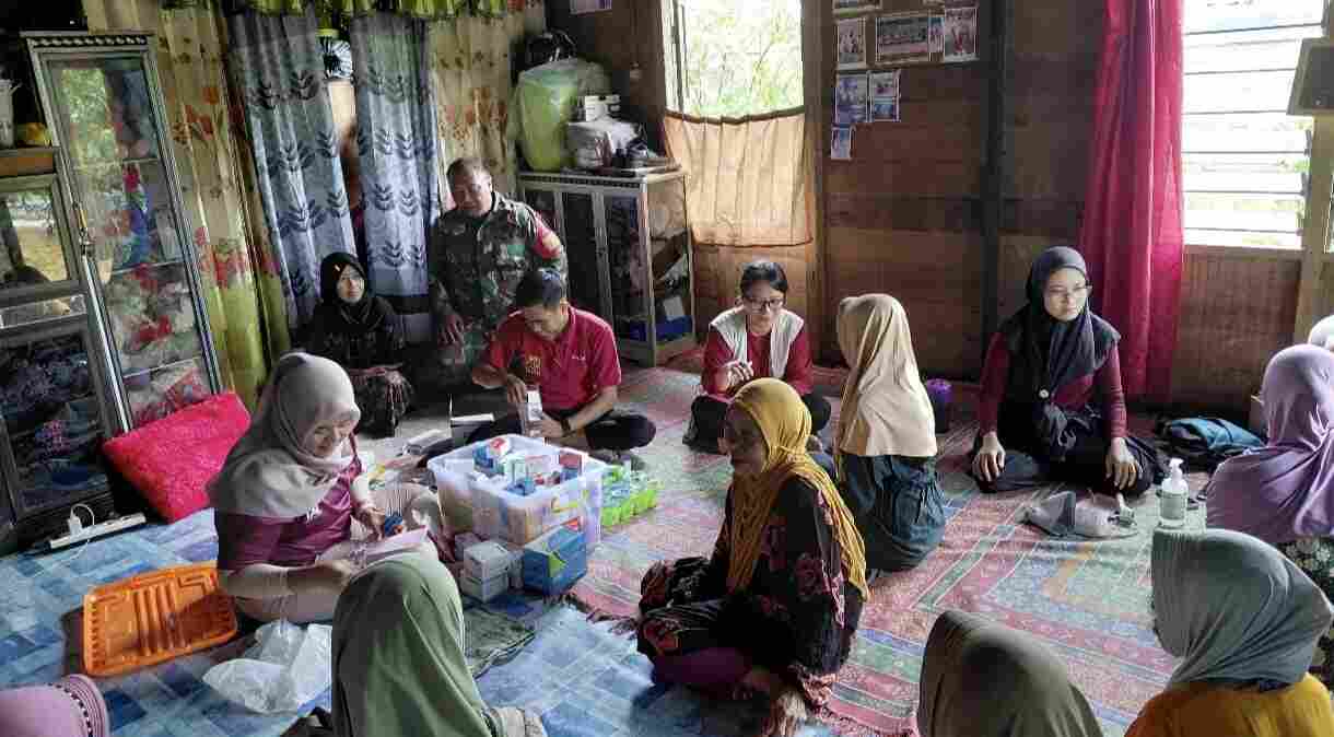 Tingkatkan Pelayanan kepada Masyarakat, Babinsa Kawal Kegiatan Kesehatan Keliling Tingkatkan Pelayanan kepada Masyarakat, Babinsa Kawal Kegiatan Kesehatan Keliling