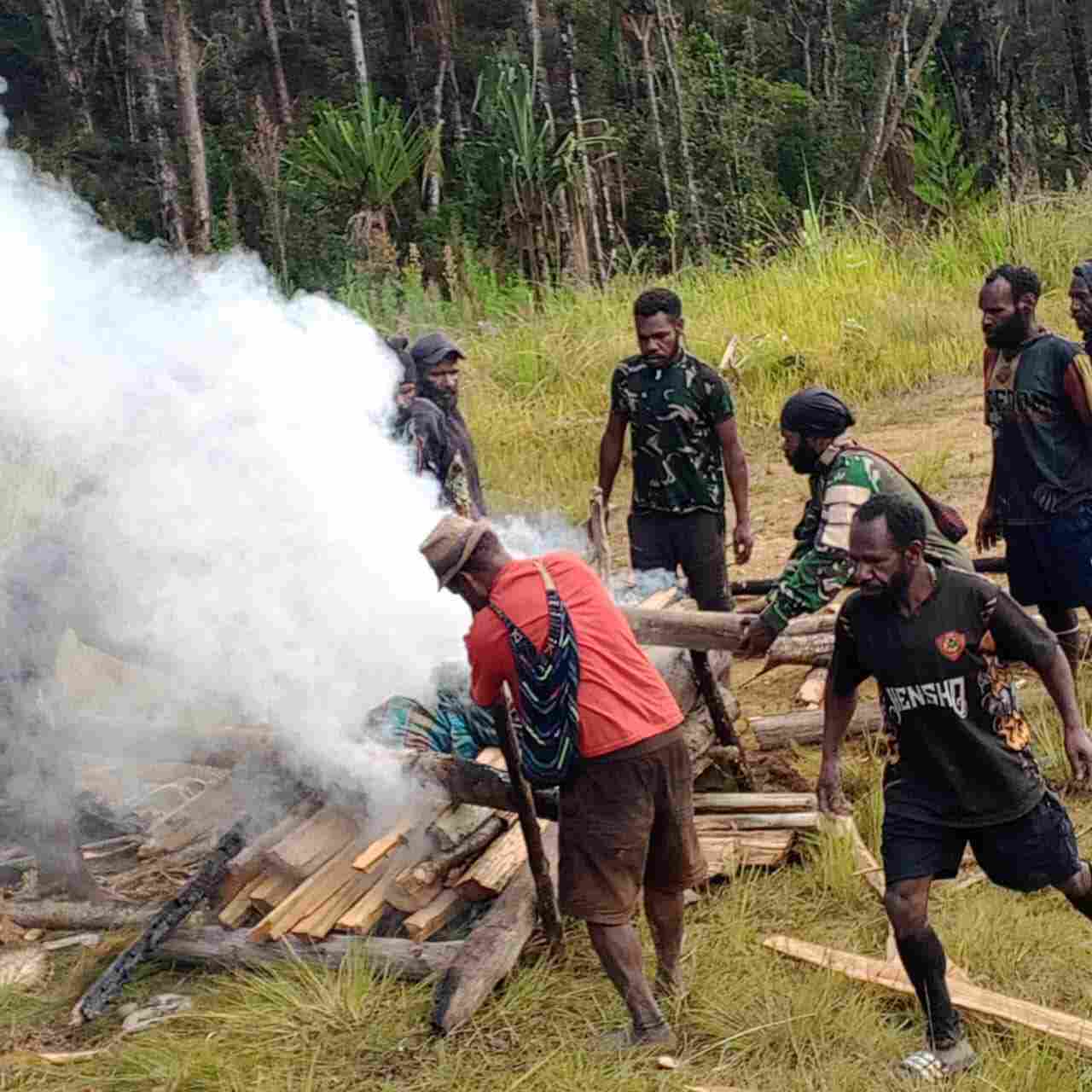 Ledakan di Kawasan Bekas Markas TPNPB-OPM di Kampung Toemalo Tewaskan Satu Warga Ledakan di Kawasan Bekas Markas TPNPB-OPM di Kampung Toemalo Tewaskan Satu Warga