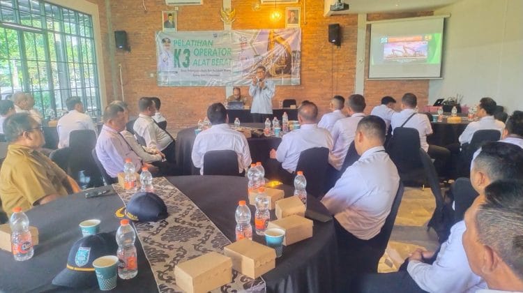 DPUPR Kabupaten Probolinggo Gembleng 35 Operator Alat Berat, Perkuat Standar K3 untuk Dukung Infrastruktur Berkualitas