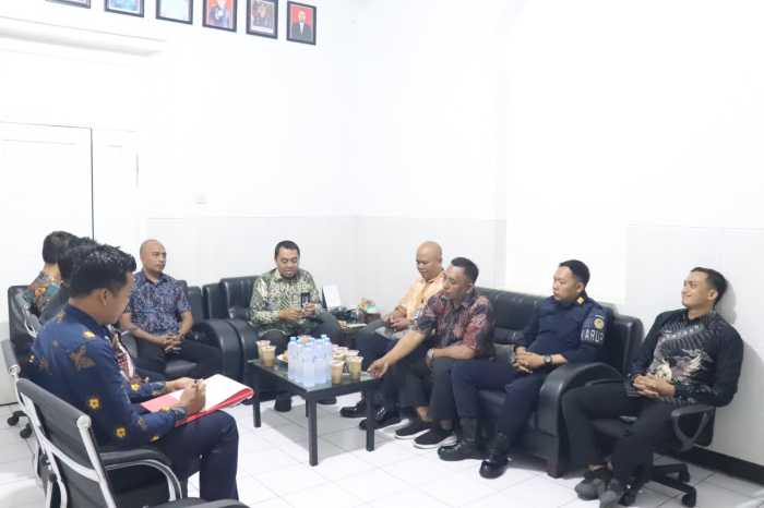 Rutan Kraksaan Perkuat Strategi Pengamanan Lewat Rapat Internal Rutan Kraksaan Perkuat Strategi Pengamanan Lewat Rapat Internal
