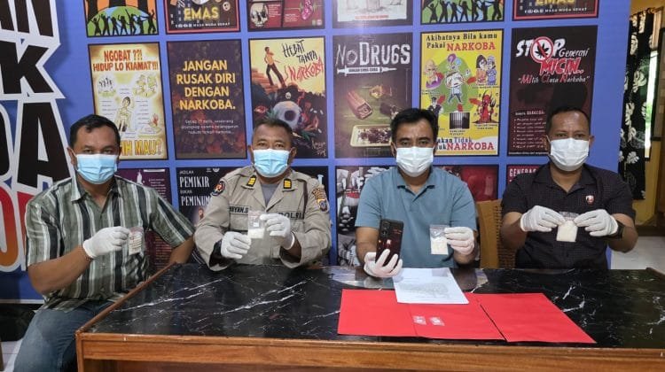 Satresnarkoba Polres Morowali Utara tangkap pelaku Narkoba di Desa Ganda-Ganda, 6 paket besar sabu disita