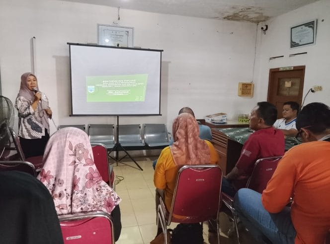 
Monev Dana Desa Tahap I Digelar, Kecamatan Pajarakan Cek Administrasi hingga Progres Infrastruktur Desa