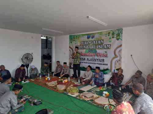 Koramil Besuk Hadiri Peringatan Tahun Baru Islam Dan Selamatan Desa Sebagai Bentuk Sinergitas Bersama Warga Koramil Besuk Hadiri Peringatan Tahun Baru Islam Dan Selamatan Desa Sebagai Bentuk Sinergitas Bersama Warga