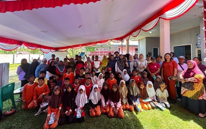
Peduli Kesehatan Warga, Babinsa Koramil Koramil 1505-05/Sofifi Ikut Sukseskan Gerakan Masyarakat Hidup Sehat