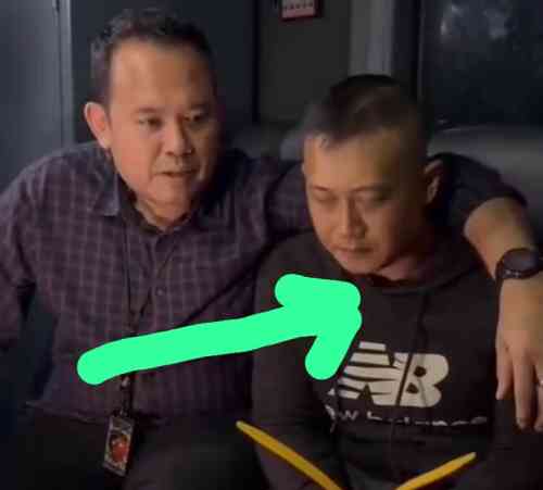 Taufik Hidayat Menyerah Setelah Buron, Akui Kesalahan dan Siap Hadapi Proses Hukum Taufik Hidayat Menyerah Setelah Buron, Akui Kesalahan dan Siap Hadapi Proses Hukum