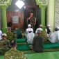 Salat Jumat di Ponpes Nurul Islam, Dandim HST Ajak Warga Jaga Persatuan