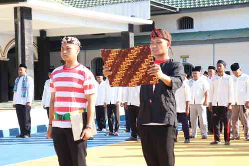 Rutan Kraksaan Peringati Hari Keluarga Nasional Dengan Upacara Bersama Warga Binaan