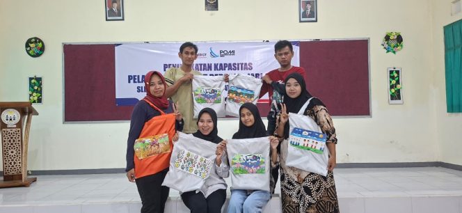 
SLB Negeri Kraksaan Perkuat Kemandirian Alumni Lewat Program Pelatihan Keterampilan Menjahit