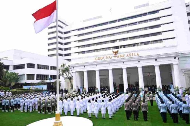 
Panglima TNI Hadiri Upacara Peringatan Hari Lahir Pancasila Tahun 2026