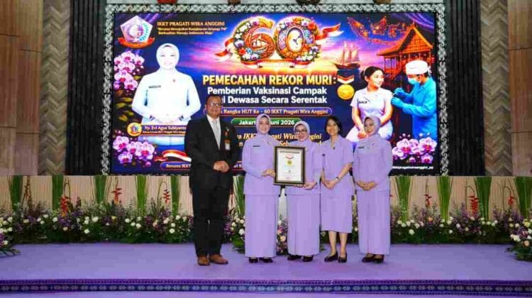 IKKT Pragati Wira Anggini Pecahkan Rekor MURI Vaksinasi Campak Dewasa Terbanyak