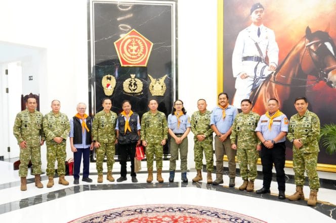 
Panglima TNI Terima Audiensi Organisasi Pecinta Alam Wanadri