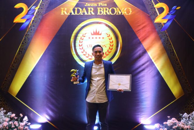 
Dandim 0820/Probolinggo Letkol Inf Ribut Yodo Apriantono Menerima Apresiasi Dalam Gelaran Radar Bromo Award Tahun 2026