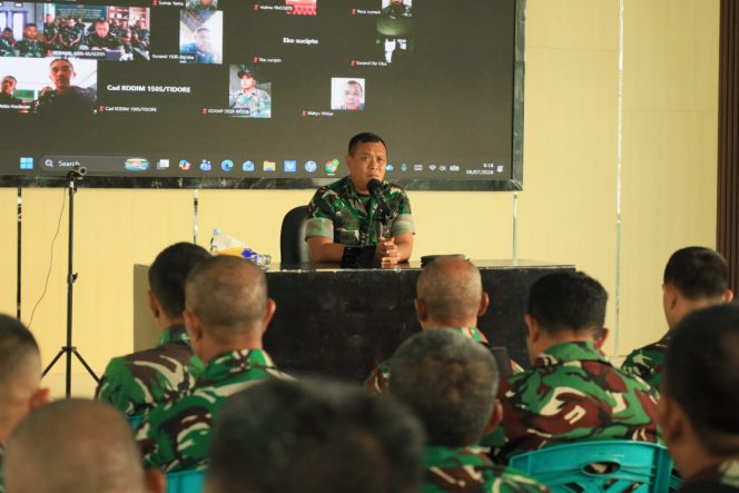 
Jelang TMMD ke-129, Dandim 1505/Tidore Tekankan Disiplin, Rasa Syukur, dan Jaga Nama Baik TNI