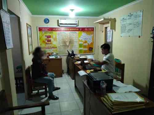 Detik-detik Polsek Jakenan Gagalkan Distribusi Ribuan Botol Arak Bali Ilegal Siap Edar Detik-detik Polsek Jakenan Gagalkan Distribusi Ribuan Botol Arak Bali Ilegal Siap Edar
