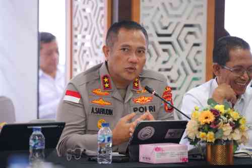 KAPOLDA KEPRI HADIRI KUNJUNGAN KERJA SPESIFIK KOMISI II DPR RI, PERKUAT SINERGI PEMBANGUNAN DAERAH KAPOLDA KEPRI HADIRI KUNJUNGAN KERJA SPESIFIK KOMISI II DPR RI, PERKUAT SINERGI PEMBANGUNAN DAERAH