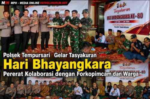 Polsek Tempursari Gelar Tasyakuran Hari Bhayangkara, Pererat Kolaborasi dengan Forkopimcam dan Warga Polsek Tempursari Gelar Tasyakuran Hari Bhayangkara, Pererat Kolaborasi dengan Forkopimcam dan Warga