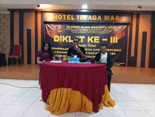 AABJ Magetan: Diklat Ke-III Jadi Momentum Tingkatkan Profesionalisme dan Kesadaran Hukum AABJ Magetan: Diklat Ke-III Jadi Momentum Tingkatkan Profesionalisme dan Kesadaran Hukum
